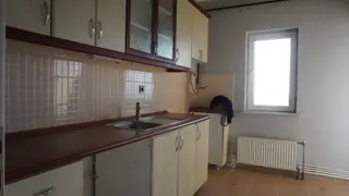 Asarlıkda Satılık 2+1 Doğalgaz Kombili+balkonlu Çiğli Serkan Emlak Dan