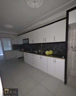 Yeşil Evlerde Mükemmel Konum Da Satılık 3+1 Kattan Bölme Daire Yeşil Evlerde Mükemmel Konum Da Satılık 3+1 Kattan Bölme Daire