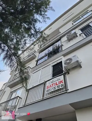 Emlak Aşkı Güvencesiyle Yeniköy Eşyalı Satılık