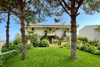 ꧁ay Emlaktan꧂hayallerinizi Süsleyecek Denize Sıfır Sitede Villa ꧁ay Emlaktan꧂hayallerinizi Süsleyecek Denize Sıfır Sitede Villa