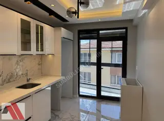 Sümbüller'den Esenli Yakını Arakat Z.ısıtmalı Eksiksiz Şık 2+1