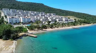 Denize Sıfır Sitede Manzaralı Eşyalı Fırsat 2+1 Daire