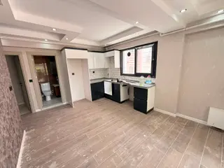 Manisa Alaşehir Alper Gayrimenkulden Fatih Mah.a.mutfak Kilerli Sıfır 2+1 Daire