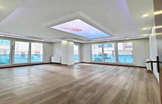 Butik Site İçi Ebeveyn Banyolu Kapalı Otoparklı Metrobüse 5 Dk