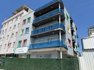 Akram'dan Takasa Açk Kurumsal Kiracılı Yüksek Kira Getirili Bina