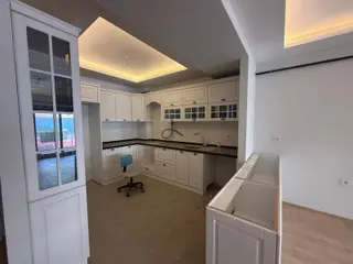 Bal Gayrimenkul'den Atatürk Caddesi Üzeri Sıfır 3+1 Ofis&daire