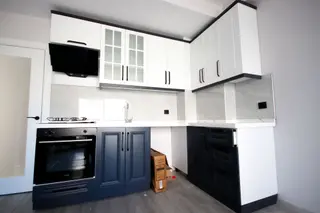 🛑🛑aktiften Akçay'da Satılık Kalitesi Fark Yaratan Sıfır Arakat Denize 150mt 2+1daire
