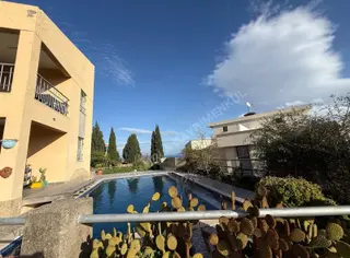 Urla Çeşmealtı, Deniz Manzaralı Eşyalı Kiralık 2+1 Villa