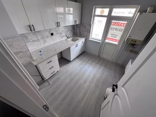 (1240) Keçiören Bağlum Kafkaslarda 3.orta Katta Satılık Yapılı 3+1 Daire!!!