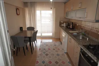 Ulukentte Satılıkfiyatdüştü3+1 Ebeveyn Banyolu+doğalgazlı Çiğli Serkan Dan