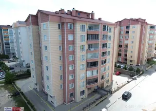Cevherdudayev Mah.de 170 M² Satılık 3+1 Geniş Daire