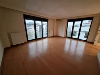 Fenerbahçe'de Ayanoğlu Ordu Evi Caddesi Üzerinde Teraslı Dubleks