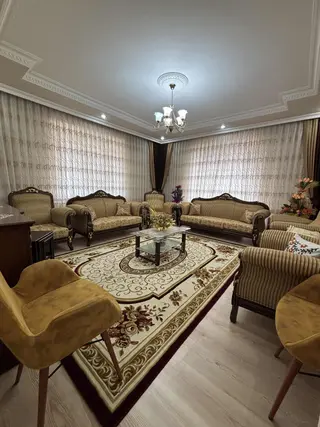 Fetih Caddesi Üzerinde 3+1 Satılık Genişş Daire