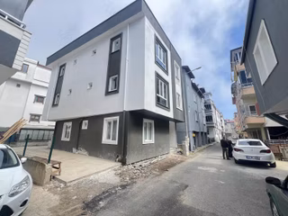 Ulaş Gayrimenkul-akyazı Sağlık Ocağı Mevki Eşyalı Kiralık 1+1
