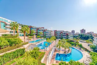 Alanya Cikcilli’de Full Aktiviteli Site İçinde 3+1 Lüks Satılık Daire