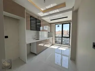 Tuğra'dan Hatip Mah. Cadde Cepheli 2+1 Sıfır Ara Kat Daire