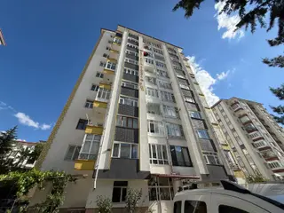Merkezde 3+1 Asansörlü Satılık Daire --- Burcu Emlaktan