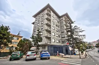 Akmerkez Yakını Yeni Bina Otoparklı Kiralık 2+1