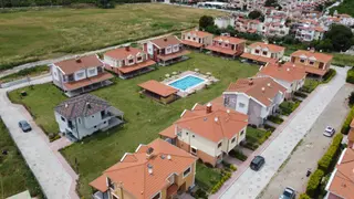 İzmir Gümüldür'de Havuzlu Site İçerisinde Satılık Villalar
