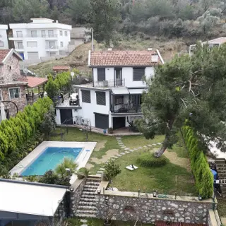 Doğa Dostu'ndan 724 M2 Havuzlu,,kış Teraslı Tam Müstakil