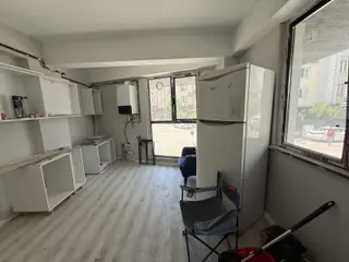 Adil Mahallesinde Merkezi Konum'da Görmeye Değer Daire