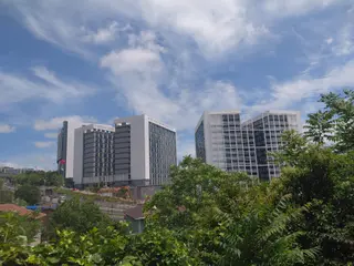 Kavacığa Medipole Yakın 70 M Eşyalı 1+1 Giriş Kat