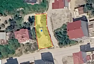 Han Emlak'tan Mut Meydan Mah.de Satılık Konut+ticari İmarlı Arsa