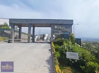 Likya Bademli'de Satılık 4+1 Villa