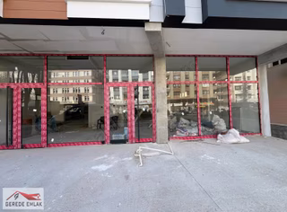 Yeni Ziraat Mahde Her İşe Uygun Depolu Dükkanlar