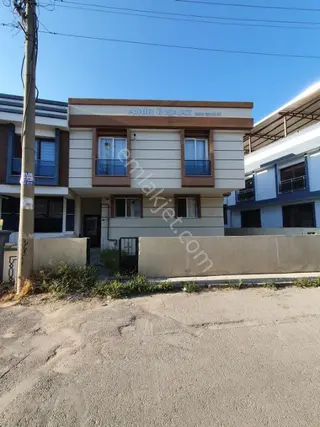 Üniversite Restoran Ve Kafelere Yakın Doğalgazlı 1+1 Daire