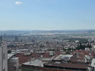 K2 Pera Yıldırım Karamazak Bakımlı 3+1 Satılık Daire