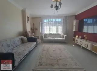 Çekmeköy Hamidiye Mh Cadde Üzerinde Satılık 4+2 Ç.dubleks Daire