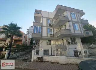 Lara Güzeloba'da Cuma Pazarı Arkası Katta 1+1 Geniş Satılık Dair Lara Güzeloba'da Cuma Pazarı Arkası Katta 1+1 Geniş Satılık Dair