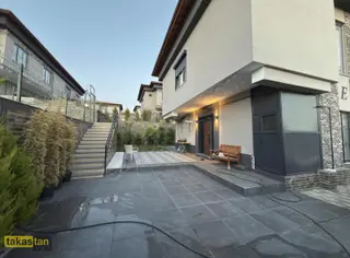 Körkün Merkezi Konumda Site İçerisinde Lüx 4+1 Villa