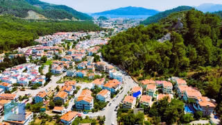 Sky'dan Doğayla İç İçe Havuzlu Sitede Satılık 3+1 Bakımlı Daire