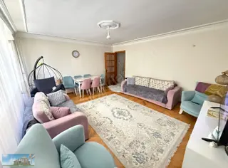 Barış'tan Tepeüstü Derya Sokakta Satılık 120 M2 3+1 Daire