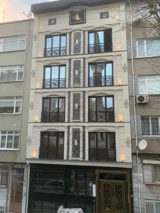 Yatırımcısına Özel Fatih/kıztaşı'nda Özel Tadilatlı Komple Bina