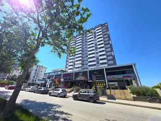 Garanti Emlak'tan Kuzeykentte - Caddeye Cephe - K.otoparklı 2+1
