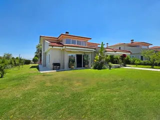 Gökhan Üçgün'den Pamfilya Konakları 1'de Tam Müstakil Villa