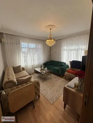 Filiz Emlaktan Bağcılar Meydanda 2+1 80m2 Kiralık Daire