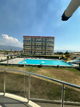 Nazilli Yeşil Mahallesi Havuz Manzaralı 2+1 Satılık Daire