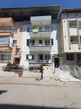 Nazilli /şırınevler Mahallesi Komple Satılık Bina
