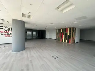 Koza Plaza'da Prestijli 352 M2 Satılık Lüks Plaza Katı & Ofis