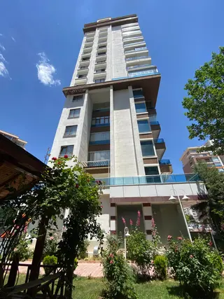 Kılınçaslan Mahallesinde 3 Balkon Ve Teraslı 3+1 Daire !