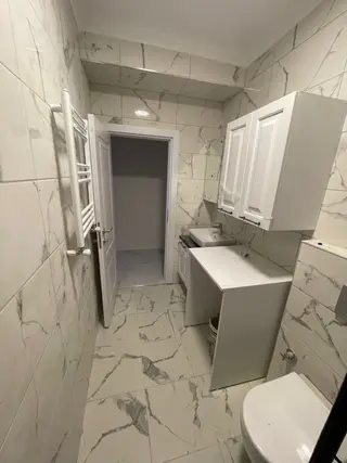 Şehremini Seyit Ömer Mah Yeni Binada 4+1 160m2 Satılık B.katı