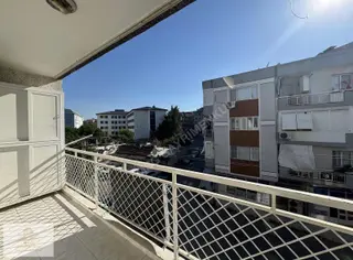 Msg'den Üzümcü Okulu Yakını - Site İçinde Arakat 3+1 Ferah Daire