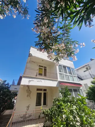 Alanya Kargıcak’ta Denize Sıfır Site İçerisinde Satılık İkiz Villa Tipi Dubleks