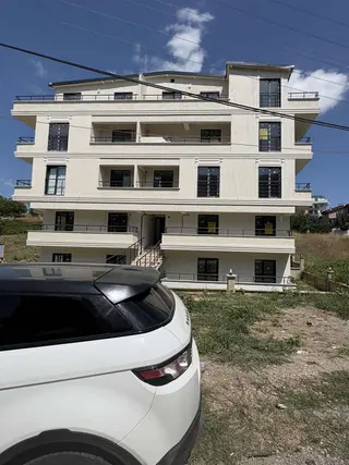 Çelik-ay Gayrimenkul'den Satılık 3+1 Bahçe Dubleks Daire