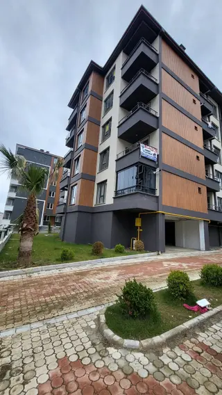 Atakum Gülpark 4'te Satılık 1+1 Havuzlu Sitede Sıfır Daire