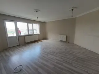 100.yılda Site İçersde 3+1 130m² Ebeveyn Banyolu Çift Balkonlu